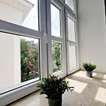 J&W Apartments Elektoralna Cozy Flat